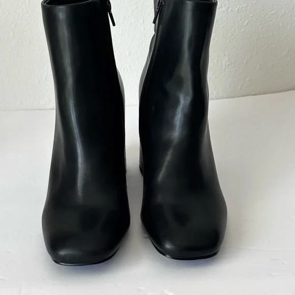 Madden Girl Black Black Square Toe Block Heel Ankle Boots Size 7M - Picture 3 of 12